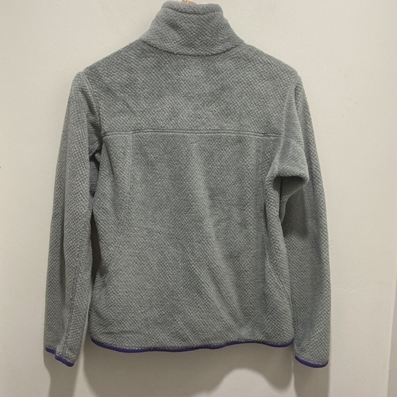 PATAGONIA Women's Retool Grey and Purple Sweatshirt Small Bin L - Picture 6 of 6